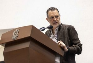 DISTINGUE GOBERNADOR MÉRITO ALTRUISTA DE LAS FAMILIAS DONADORAS DE ÓRGANOS