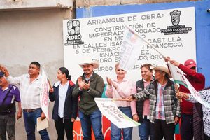 BETO NAVA ARRANCA NUEVAS OBRAS DE URBANIZACIÓN  Y DRENAJE SANITARIO