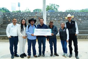 ENTREGA GOBIERNO MUNICIPAL DE JALPAN MURO DE CONTENCIÓN EN SABINO GRANDE