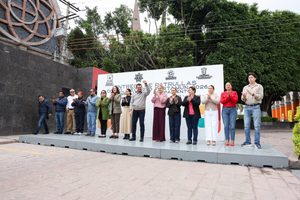 BETO NAVA ENTREGA NUEVAS UNIDADES PARA FORTALECER LA SEGURIDAD, LA EDUCACIÓN Y LOS SERVICIOS PÚBLICOS EN PEDRO ESCOBEDO