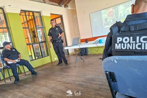 FORTALECE YUNI BENÍTEZ LA PREPARACIÓN DE LA POLICÍA MUNICIPAL PARA PREVENIR DELITOS CIBERNÉTICOS