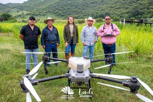 YUNI BENÍTEZ IMPULSA ACCIONES PREVENTIVAS PARA PROTEGER LOS CULTIVOS DE LANDA DE MATAMOROS ANTE LA LANGOSTA CENTROAMERICANA