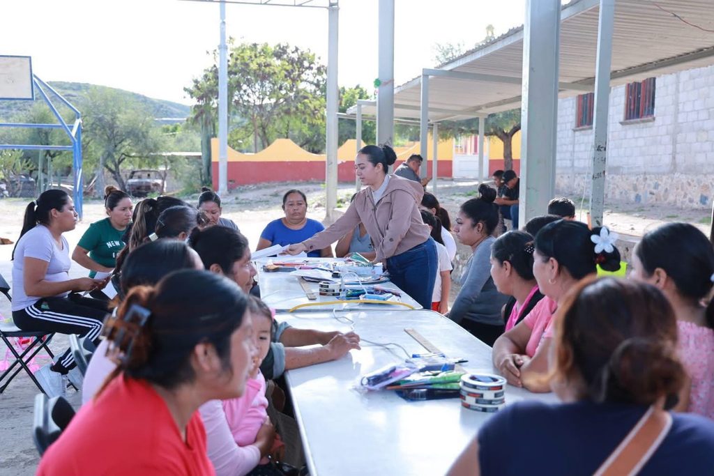 PEÑAMILLER INICIÓ CURSOS DE AUTOEMPLEO EN EL SAUZ 2 IMG 20261023 WA0039