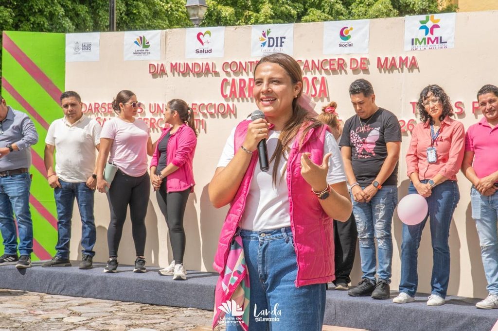 YUNI BENÍTEZ ENCABEZA LA CARRERA ROSA EN LANDA DE MATAMOROS PARA PROMOVER LA PREVENCIÓN DEL CÁNCER DE MAMA 2 IMG 20261024 WA0008