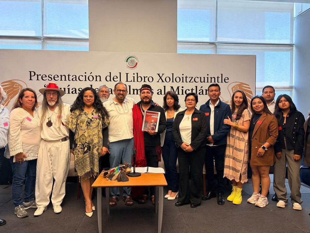 TOLIMÁN PRESENTE EN LA PRESENTACIÓN DEL LIBRO “XOLOITZCUINTLE : GUÍAS DE LAS ALMAS AL MICTLÁN” 1 IMG 20261029 WA0018