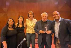 PRESENTAN EN EL CEART EL LIBRO RICARDA Y OTRAS OBSESIONES
