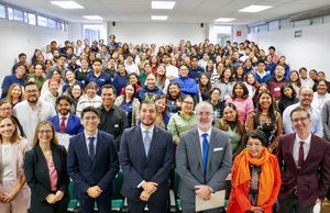 CERTIFICAN UP SANTA ROSA Y EL HOSPITAL JOHNS HOPKINS A COMUNIDAD UNIVERSITARIA