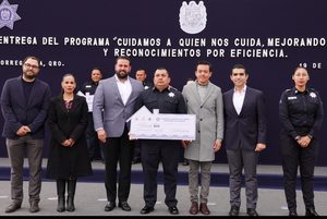 MUNICIPIO DE CORREGIDORA ENTREGA APOYOS DE VIVIENDA A POLICÍAS
