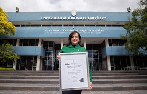 RECIBE DRA. SILVIA AMAYA LLANO CONSTANCIA COMO RECTORA ELECTA DE LA UAQ