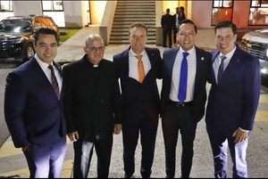 FELIFER MACÍAS CELEBRA LOS 20 AÑOS DE FORMACIÓN ACADÉMICA DE LA UNIVERSIDAD ANÁHUAC QUERÉTARO