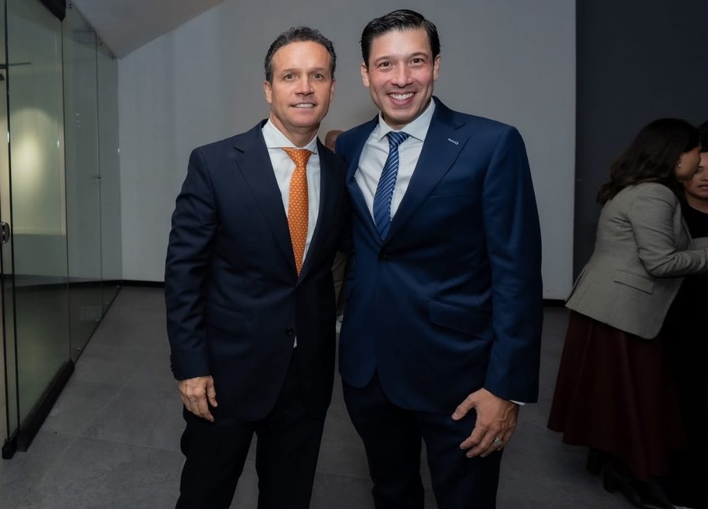 RODRIGO MONSALVO ASISTE A LOS 20 AÑOS DE LIDERAZGO DE LA UNIVERSIDAD ANÁHUAC QUERÉTARO 1 Screenshot 20261023 122350