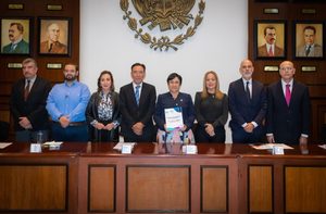 ENTREGA COMISIÓN DE ARBITRAJE MÉDICO INFORME DE ACTIVIDADES 2021-2026