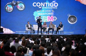 EL FUTURO ESTÁ EN QUERÉTARO Y HAY QUE APROVECHAR SUS OPORTUNIDADES: FELIFER MACÍAS